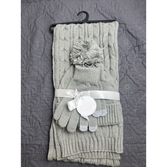 Dot Dash 3pc Cable Knit Pom Pom Hat, Gloves & Scarf Gray NWT Fall Winter Chic - Picture 1 of 6